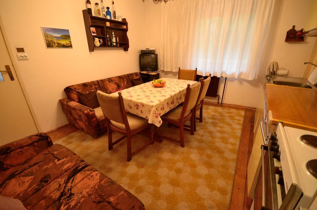 Guest House Konjic Exterior photo