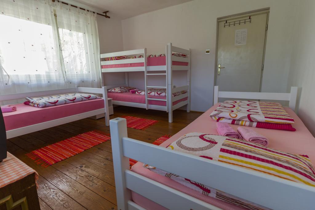 Guest House Konjic Exterior photo